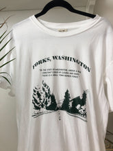 Load image into Gallery viewer, Welcome to Forks Tee
